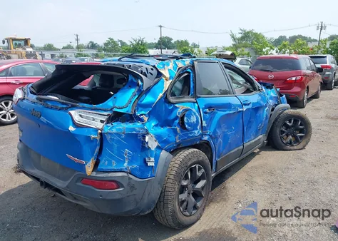 2018 Jeep Cherokee Trailhawk 4X4 z USA, uszkodzony, nr VIN 1C4PJMBXXJD546098